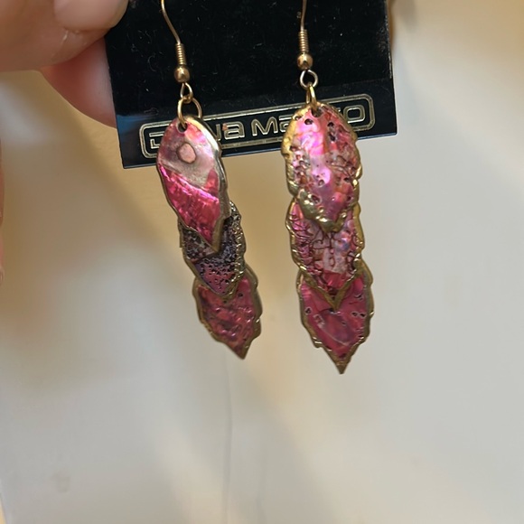 Vtg 80s Diana Marco Pink Abalone Shell Dangling Pierced Iridescent Earrings - Picture 1 of 6